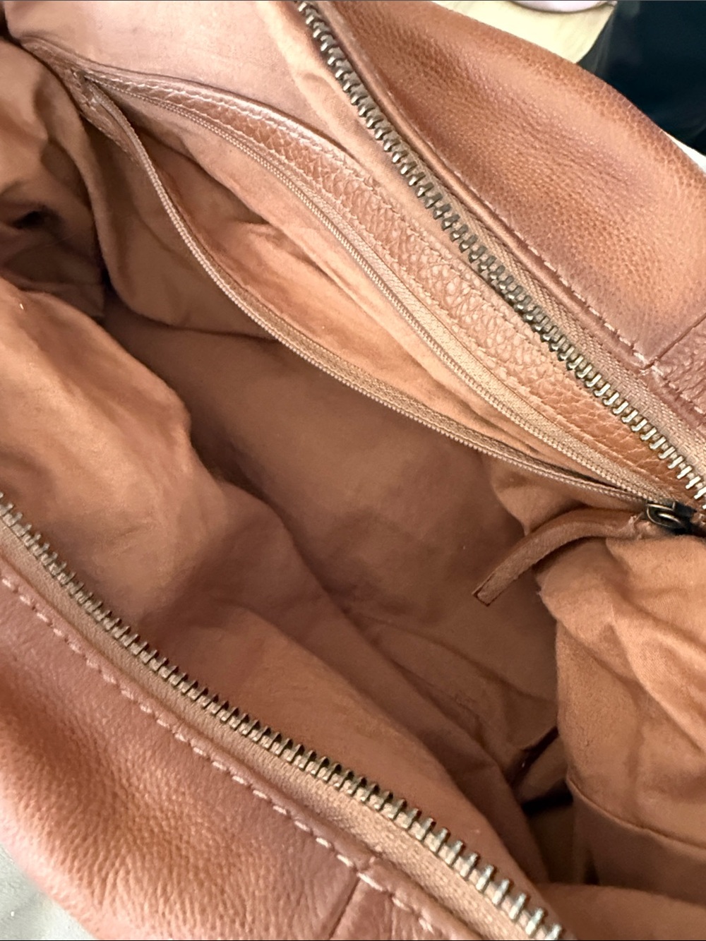 Baby Emerson bag free people WITH CHARMS and scarves. - Picture 4 of 7